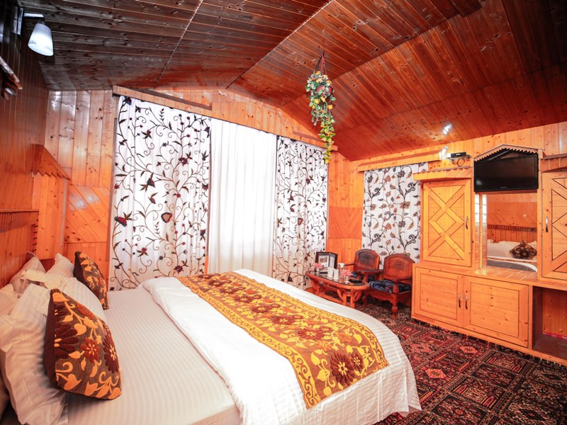 Hotel Tourist Palace