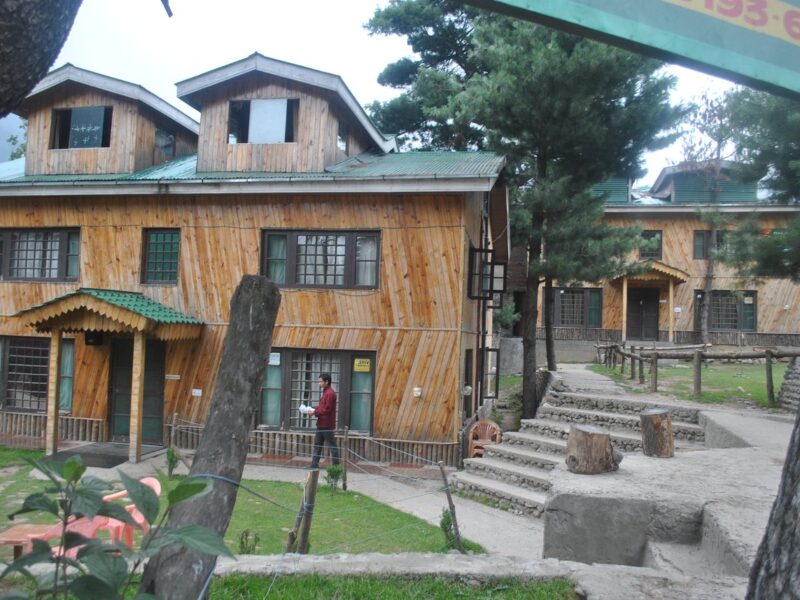 Hotel Pine Cliff
