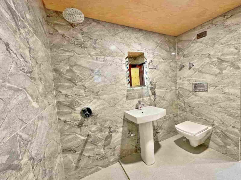 Shabnam Resort